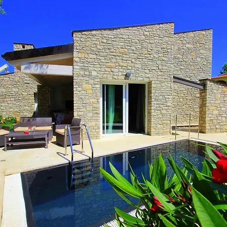 Villa Villas